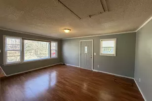 5706 W 43rd Ave, Gary, IN 46408 - Photo 5