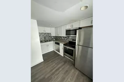 6050 Delaware Drive, Merrillville, IN 46410 - Photo 7