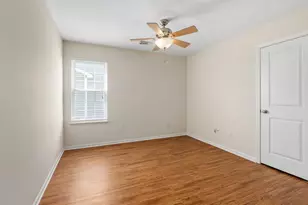 10557 Maine Dr, Crown Point, IN 46307 - Photo 13