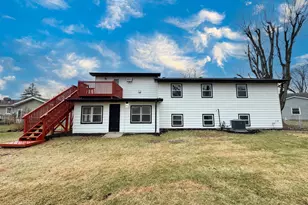 9383 Roosevelt St, Crown Point, IN 46307 - Photo 19