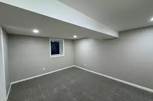 4688 Delaware St, Gary, IN 46409 - Photo 13