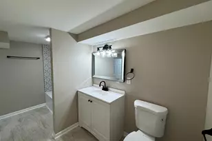 4688 Delaware St, Gary, IN 46409 - Photo 15