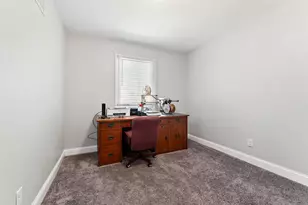 6518 Parrish Ave, Hammond, IN 46323 - Photo 15