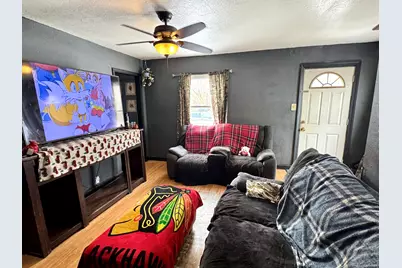 7133 Kentucky Avenue, Hammond, IN 46323 - Photo 3