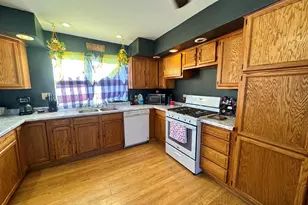 7133 Kentucky Ave, Hammond, IN 46323 - Photo 3