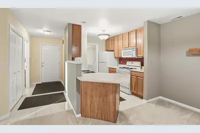 545 Cambridge Court #1d, Munster, IN 46321 - Photo 3