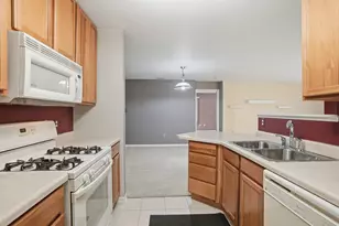 545 Cambridge Ct, Munster, IN 46321 - Photo 5