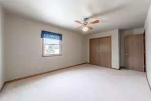 1346 Essex Dr, Chesterton, IN 46304 - Photo 33