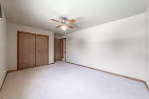 1346 Essex Dr, Chesterton, IN 46304 - Photo 35