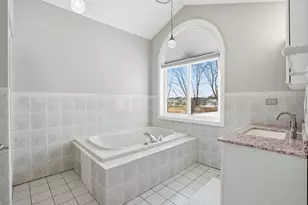 11109 Iowa St, Crown Point, IN 46307 - Photo 15
