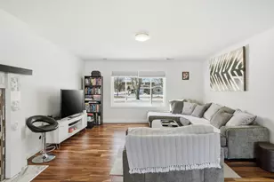 11109 Iowa St, Crown Point, IN 46307 - Photo 23