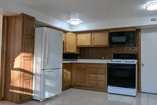 417 Roosevelt St, La Porte, IN 46350 - Photo 5