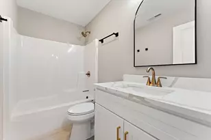 2132 Pradera Trl, Chesterton, IN 46304 - Photo 33