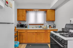 6860 Delaware St, Merrillville, IN 46410 - Photo 7