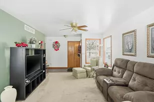 7736 E 108th Ave, Crown Point, IN 46307 - Photo 5