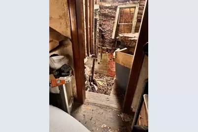 866 Floyd Street, Gary, IN 46403 - Photo 5