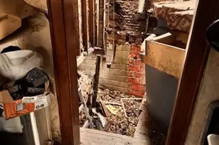 866 Floyd St, Gary, IN 46403 - Photo 5