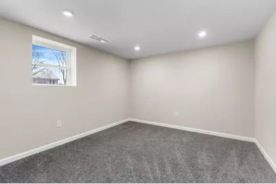 1707 E Chicago Street, Valparaiso, IN 46383 - Photo 15