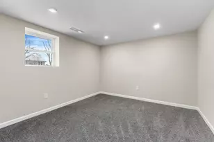 1707 E Chicago St, Valparaiso, IN 46383 - Photo 15