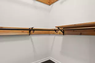 10384 Redwood Dr, Saint John, IN 46373 - Photo 29