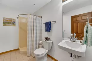 9320 Spring Creek Dr, Highland, IN 46322 - Photo 13