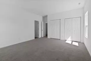 1517 W 72nd Pl, Merrillville, IN 46410 - Photo 11