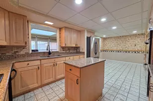 5795 Taft Pl, Merrillville, IN 46410 - Photo 21