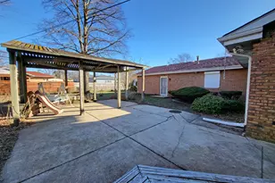 5795 Taft Pl, Merrillville, IN 46410 - Photo 11