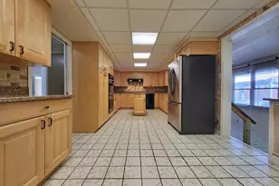 5795 Taft Pl, Merrillville, IN 46410 - Photo 15