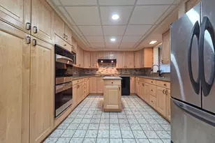 5795 Taft Pl, Merrillville, IN 46410 - Photo 17