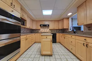 5795 Taft Pl, Merrillville, IN 46410 - Photo 17