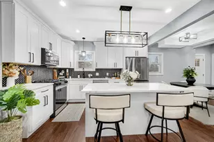 4354 Washington St, Gary, IN 46408 - Photo 9