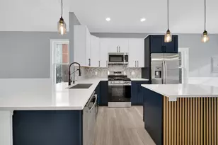 924 Highland St, Hammond, IN 46320 - Photo 3