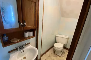 201 S Cross St, Waveland, IN 47989 - Photo 11