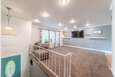 6331 Broughton Avenue, Portage, IN 46368 - Photo 9