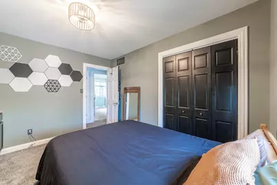 6331 Broughton Avenue, Portage, IN 46368 - Photo 39