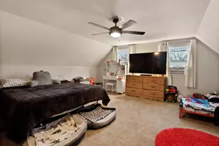 392 Stone Hill Dr, Valparaiso, IN 46385 - Photo 11