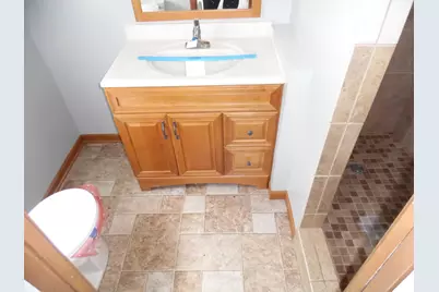 813 W Division Street, Demotte, IN 46310 - Photo 13