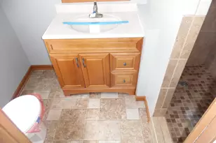 813 W Division St, Demotte, IN 46310 - Photo 13