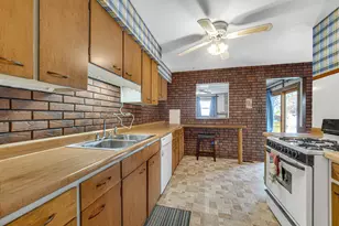 227 N Wright St, Griffith, IN 46319 - Photo 9