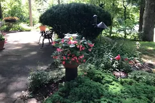 203 Oakridge Ct, Valparaiso, IN 46385 - Photo 49