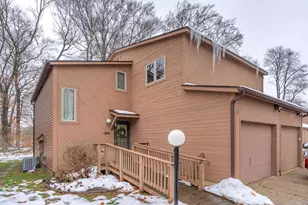 1801 Earthstone Dr, Valparaiso, IN 46383 - Photo 1