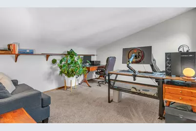 1801 Earthstone Drive, Valparaiso, IN 46383 - Photo 9