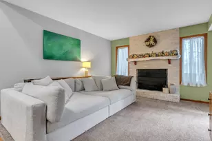 1801 Earthstone Dr, Valparaiso, IN 46383 - Photo 5