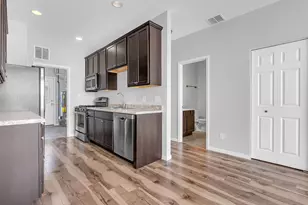 11421 Vermont Pl, Crown Point, IN 46307 - Photo 3