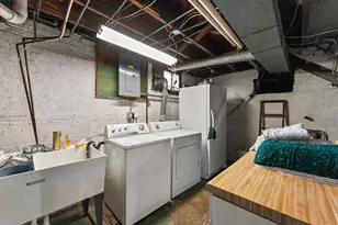 158 S Greenwich St, Valparaiso, IN 46383 - Photo 23