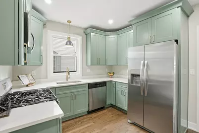 2009 Wespark Avenue, Whiting, IN 46394 - Photo 7