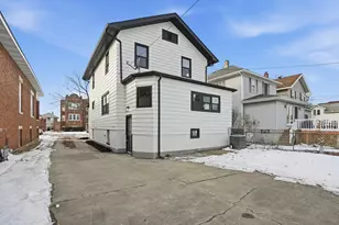 2009 Wespark Ave, Whiting, IN 46394 - Photo 5