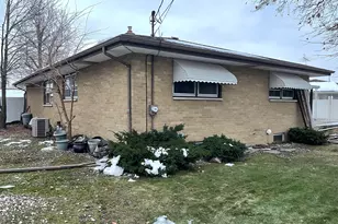 9618 Boulevard Dr, Highland, IN 46322 - Photo 19