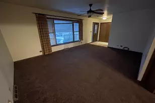 9618 Boulevard Dr, Highland, IN 46322 - Photo 3